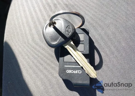 2013 Hyundai Elantra Gls/Limited z USA, uszkodzony, nr VIN 5NPDH4AE1DH366361